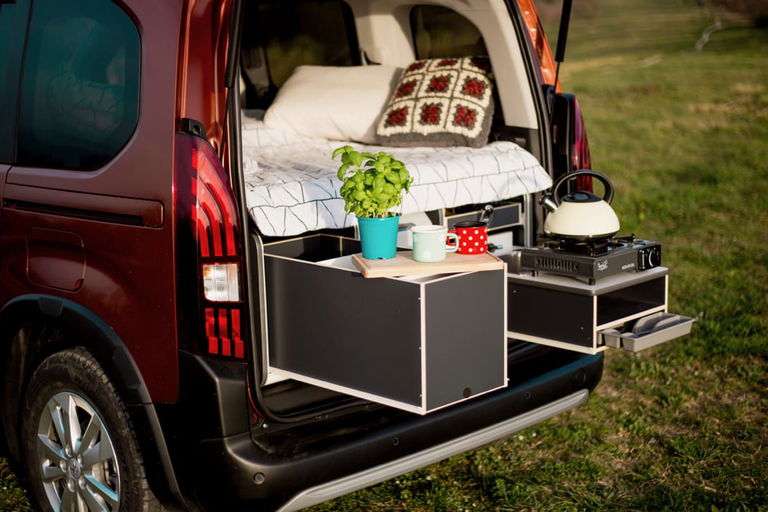 Boîtes de camping - l'alternative intelligente au camping-car coûteux
