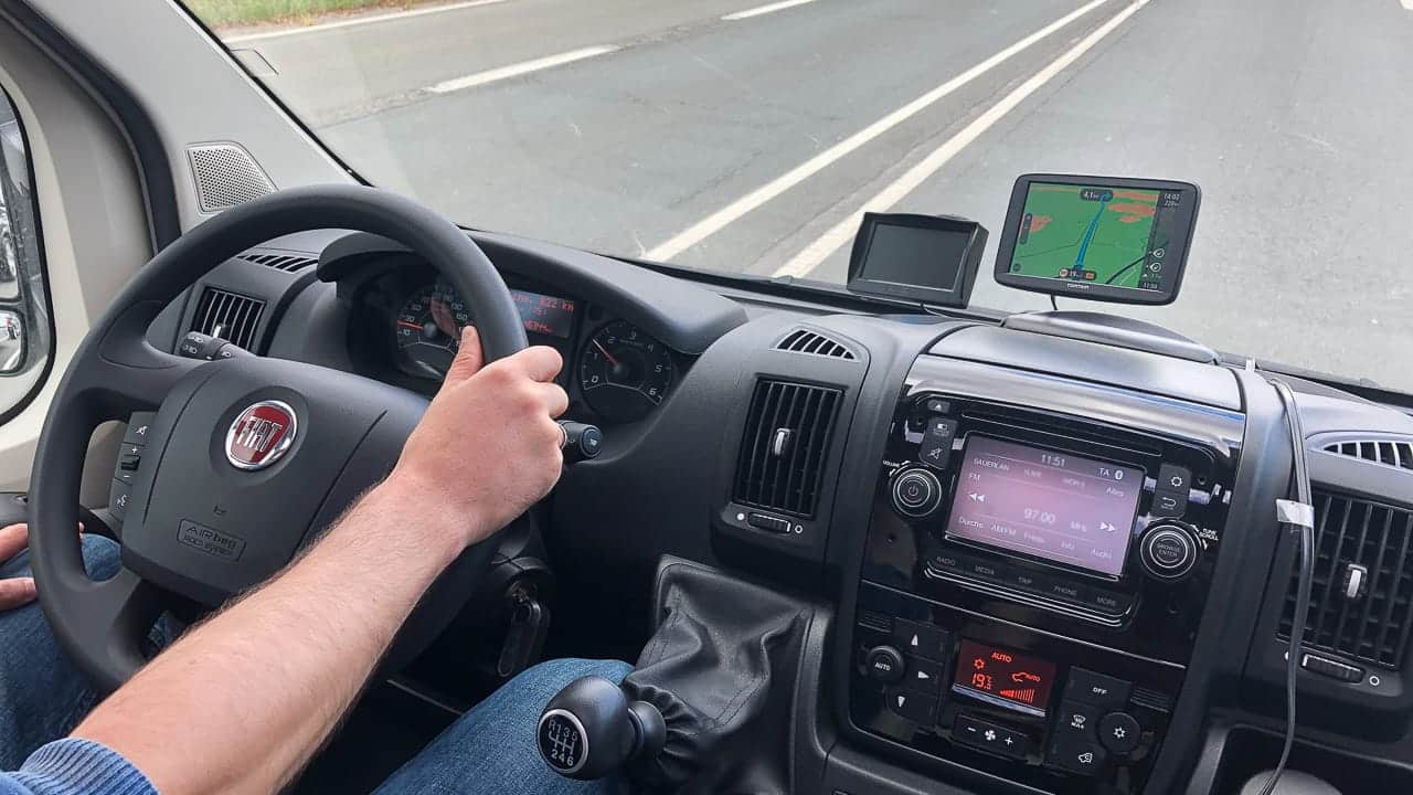 Navigation pour camping-cars et caravanes : toujours rester sur la bonne voie