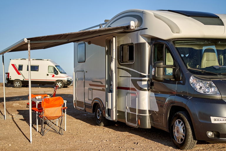 Louer un camping-car en privé - calcul des coûts, assurance, recherche de locataires