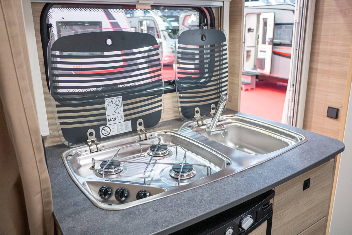 Sterckeman Easy 390 CP Caravan Salon 2023 Cuisine
