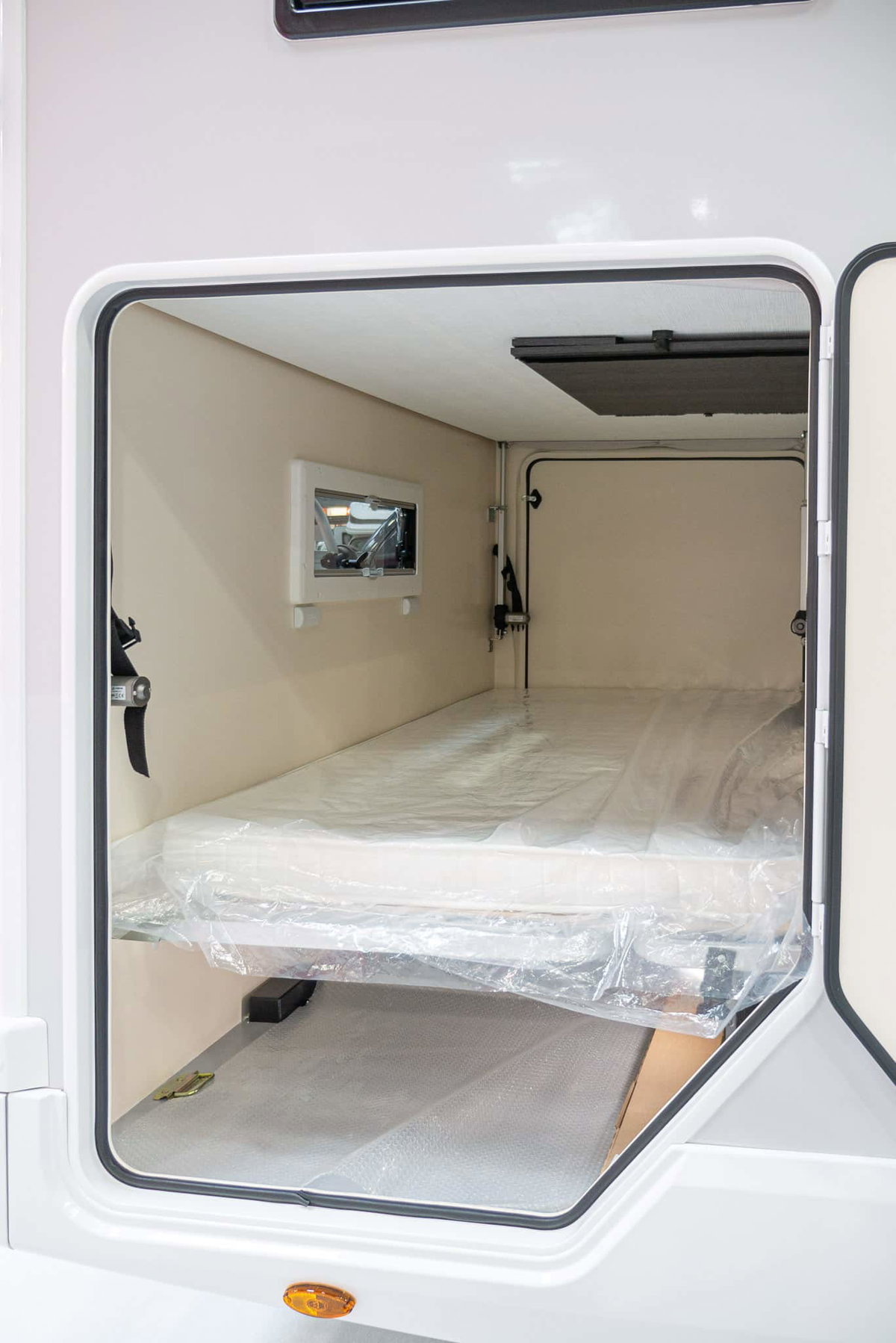 Roller Team Kronos 279 M Caravan Salon 2023 Etagenbett