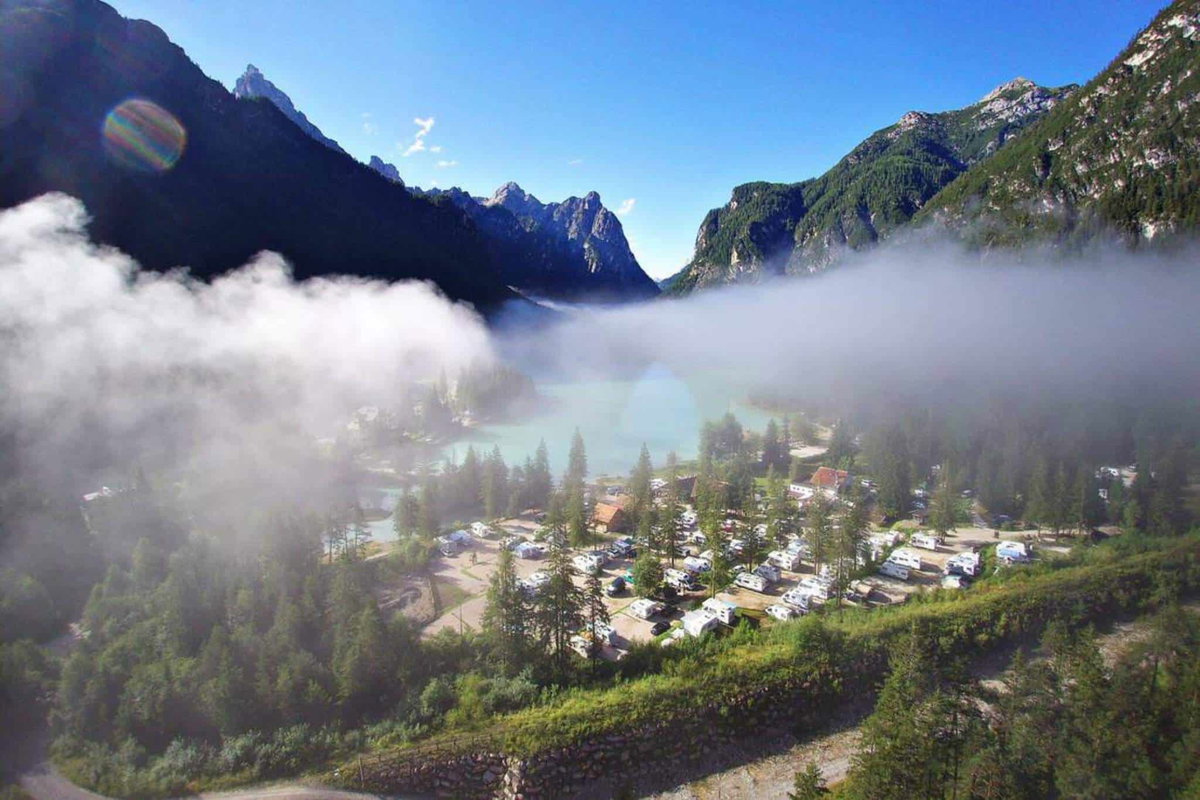 Camping dans les Dolomites du Tyrol du Sud