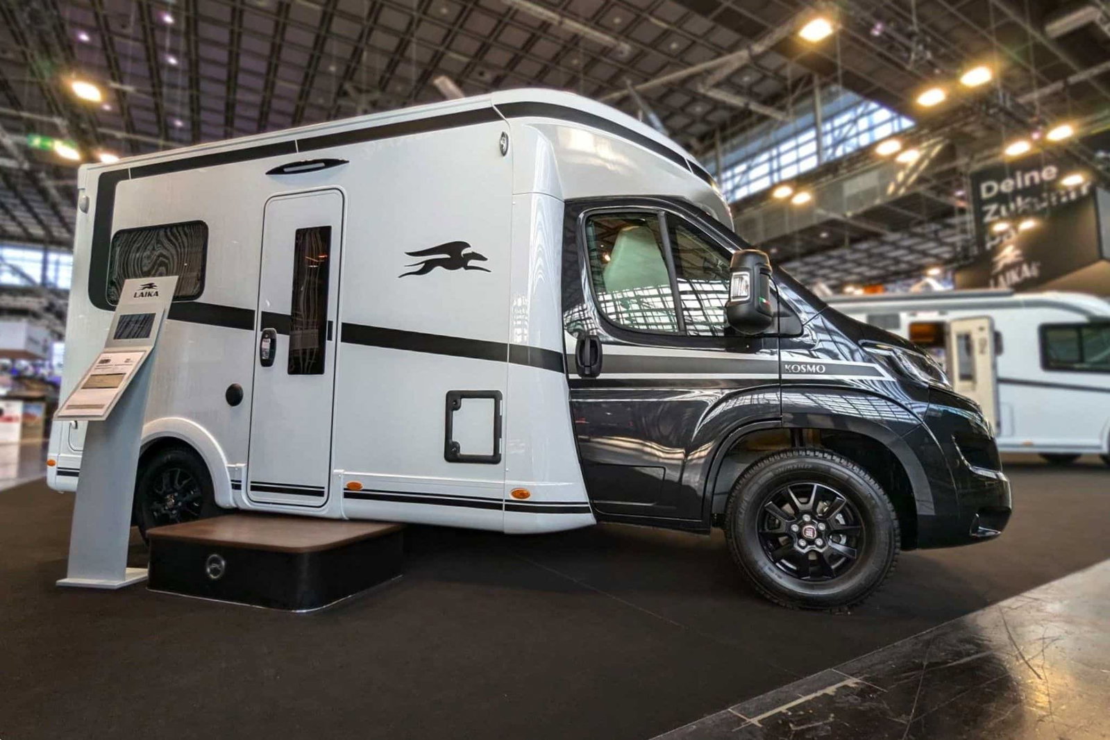 Nouveautés Caravan Salon 2024 : Laika Kosmo L 105 - combinaison parfaite de compacité et de confort
