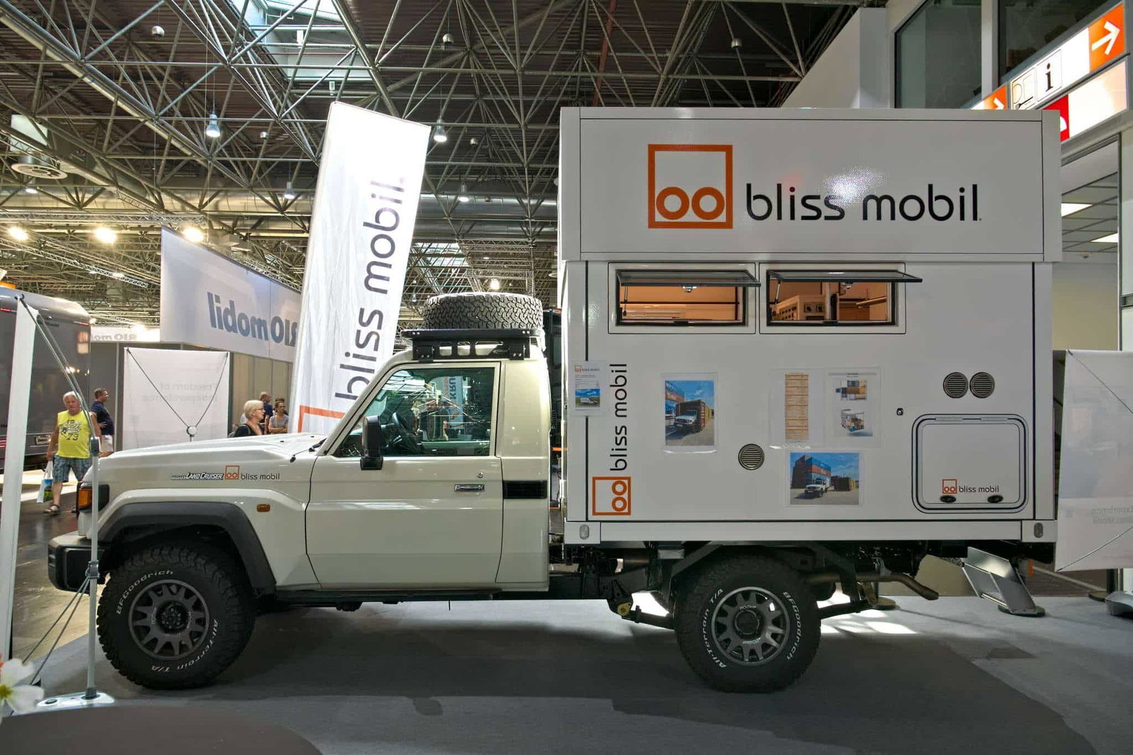 Bliss Mobil 8 Foot (2025) - Cabine d'expédition pour les passionnés de tout-terrain
