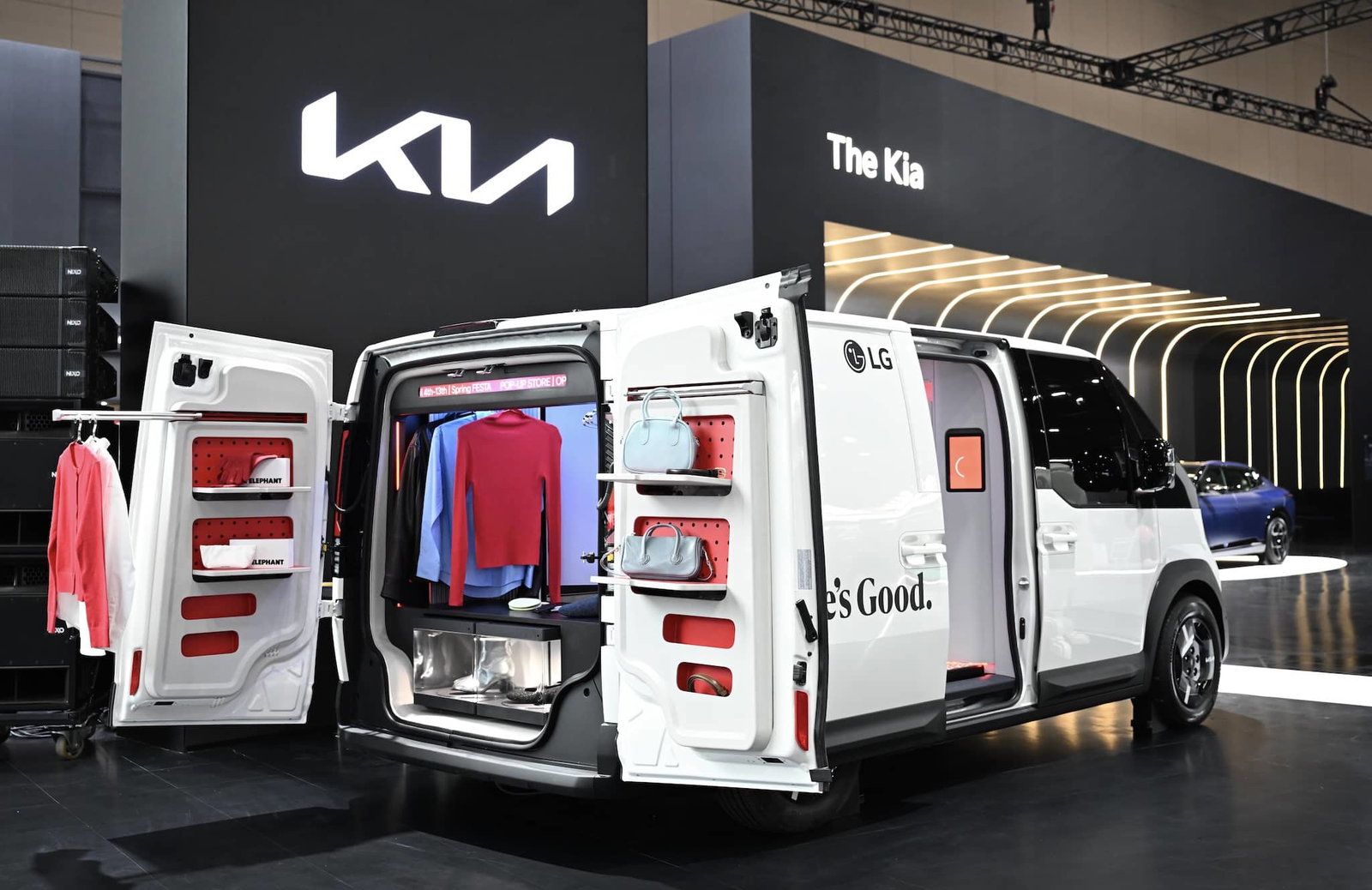 La technologie rencontre l'aventure : KIA et LG présentent un concept de camping futuriste