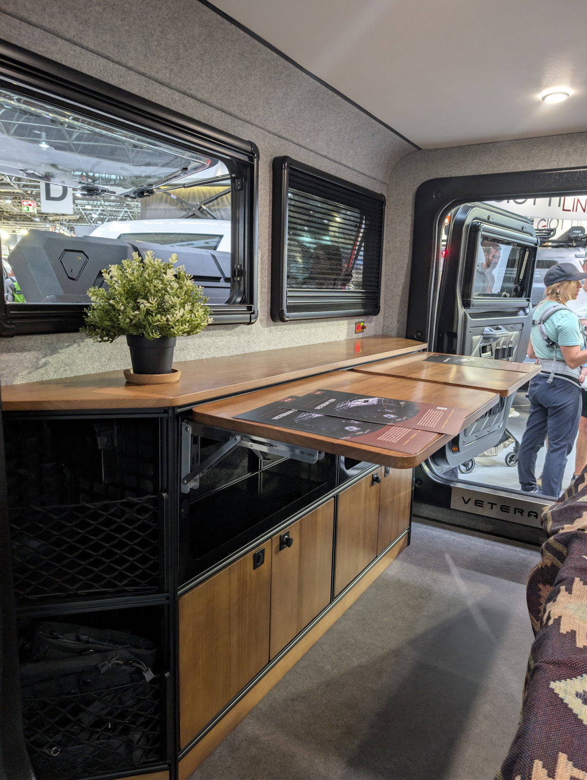 Lidu Veteran 350 tables pliantes à l'intérieur