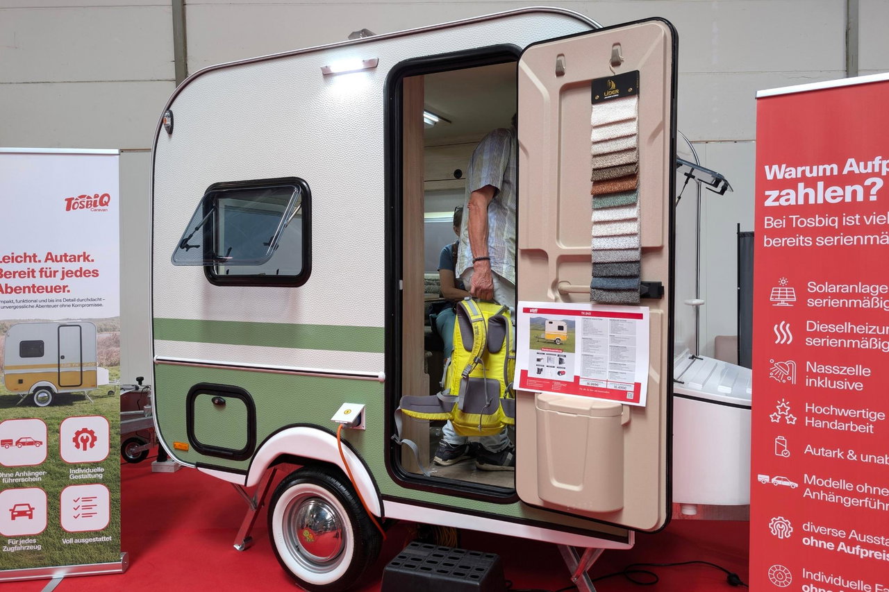 Est-ce la plus petite caravane du monde avec toilettes et douche ?